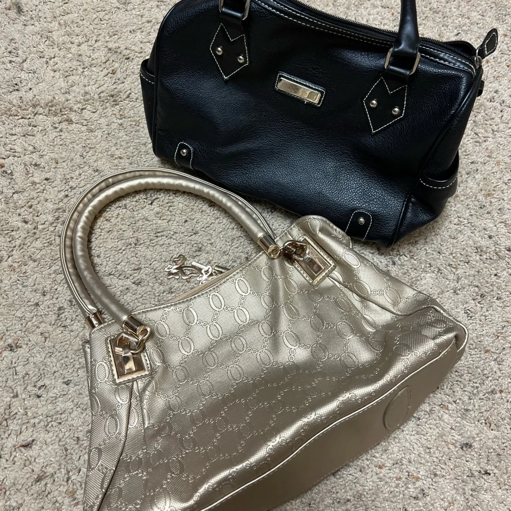 Purses - Picture 7 of 8